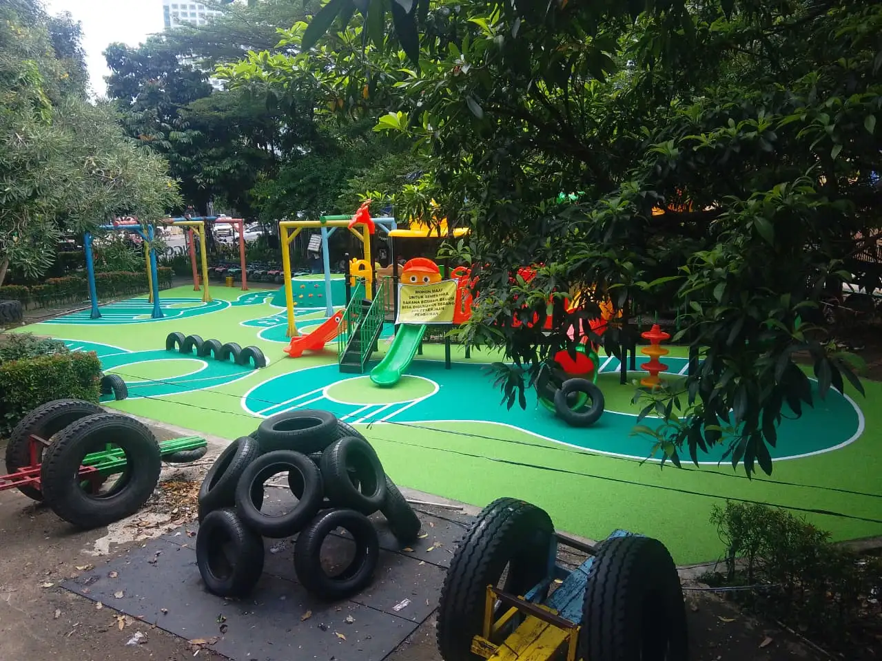 Rubber Flooring Taman & Ruang Publik